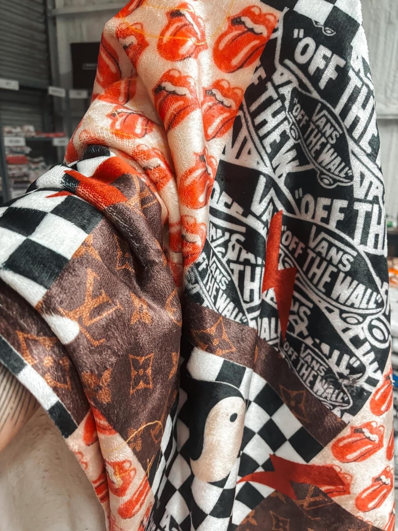 50x60 Silk Touch Sherpa Blanket (Wholesale after 4+ blankets)